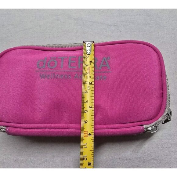 dõTERRA Branded Travel Case Pink- Waist Bag Option - Holds 12 Bottles - Picture 4 of 7